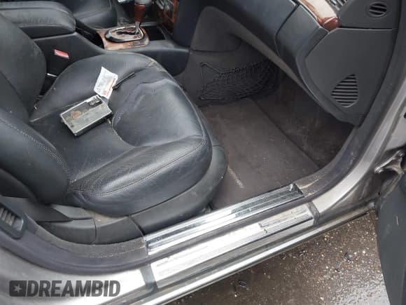 ✅ 2003 Mercedes-Benz S 500 • VIN: WDBNG75J63A366294 • Lot: 43824261. Listed on IAAI with Not provided. Free auction sales archive from the USA and detailed vehicle history report at DreamBid. Image 5.