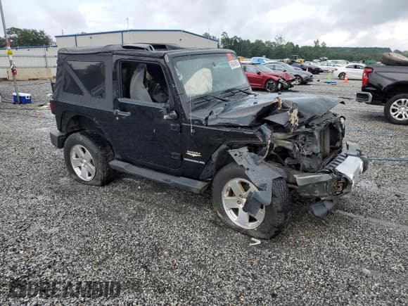 ✅ 2008 Jeep Wrangler Sahara • VIN: 1J4FA54158L578168 • Lot: 69404965. Listed on Copart with 151,001 mi. Free auction sales archive from the USA and detailed vehicle history report at DreamBid. Image 4.