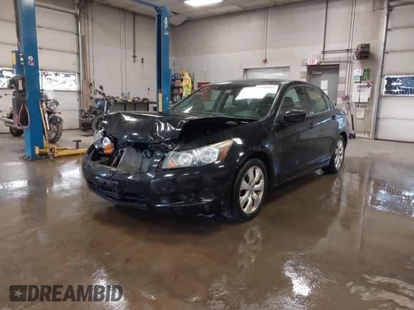✅ 2009 Honda Accord EX-L • VIN: 1HGCP26809A184687 • Lot: 43500662. Wystawiony na IAAI z przebiegiem 156 081 mil. Bezpłatny archiwum sprzedaży aukcyjnych z USA i szczegółowy raport historii pojazdu na DreamBid. Zdjęcie 2.