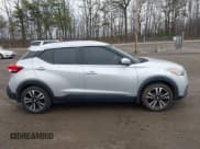 ✅ 2020 Nissan Kicks SV • VIN: 3N1CP5CV9LL526909 • Лот: 43836369. Опубликован ранее на IAAI с пробегом Не указан. Бесплатный доступ к архиву аукционных продаж из США и подробный отчёт об истории автомобиля на DreamBid. Изображение 12.