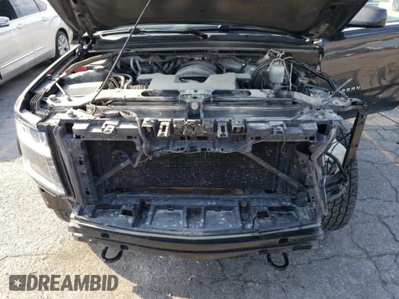 ✅ 2015 Chevrolet Suburban LT • VIN: 1GNSKJKC3FR637394 • Lot: 69036314. Wystawiony na Copart z przebiegiem 183 829 mil. Bezpłatny archiwum sprzedaży aukcyjnych z USA i szczegółowy raport historii pojazdu na DreamBid. Zdjęcie 12.