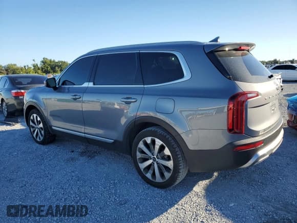 ✅ 2020 Kia Telluride S • VIN: 5XYP64HC1LG095332 • Lot: 86996195. Listed on Copart with 117,865 mi. Free auction sales archive from the USA and detailed vehicle history report at DreamBid. Image 2.