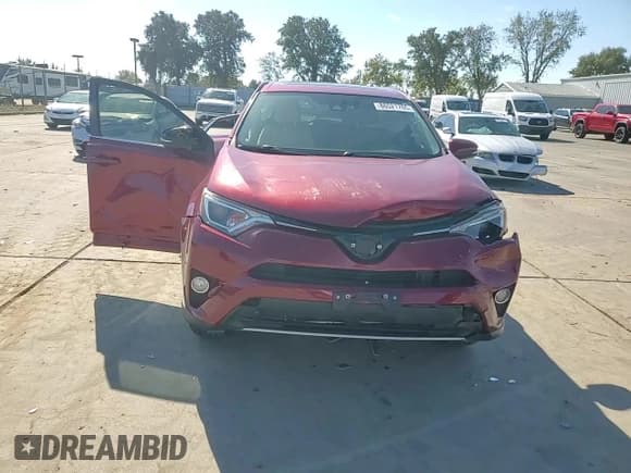 ✅ 2018 Toyota RAV4 XLE • VIN: 2T3WFREV4JW449406 • Lot: 86521765. Listed on Copart with 110,206 mi. Free auction sales archive from the USA and detailed vehicle history report at DreamBid. Image 14.