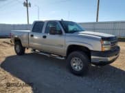✅ 2007 Chevrolet Silverado 2500HD Work Truck • VIN: 1GCHK23U67F107570 • Lot: 62207434. Wystawiony na Copart z przebiegiem 197 062 mil. Bezpłatny archiwum sprzedaży aukcyjnych z USA i szczegółowy raport historii pojazdu na DreamBid. Zdjęcie 4.