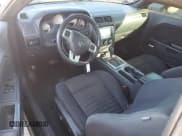 ✅ 2011 Dodge Challenger • VIN: 2B3CJ4DG5BH571394 • Lot: 44210305. Wystawiony na Copart z przebiegiem 138 688 mil. Bezpłatny archiwum sprzedaży aukcyjnych z USA i szczegółowy raport historii pojazdu na DreamBid. Zdjęcie 8.