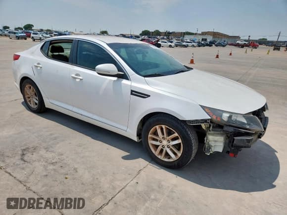 ✅ 2011 Kia Optima LX • VIN: KNAGM4A74B5081089 • Lot: 70653375. Wystawiony na Copart z przebiegiem Nie podano. Bezpłatny archiwum sprzedaży aukcyjnych z USA i szczegółowy raport historii pojazdu na DreamBid. Zdjęcie 4.