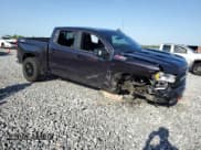 ✅ 2022 Chevrolet Silverado 1500 LT Trail Boss • VIN: 3GCUDFET2NG566112 • Lot: 56796405. Wystawiony na Copart z przebiegiem 27 750 mil. Bezpłatny archiwum sprzedaży aukcyjnych z USA i szczegółowy raport historii pojazdu na DreamBid. Zdjęcie 4.