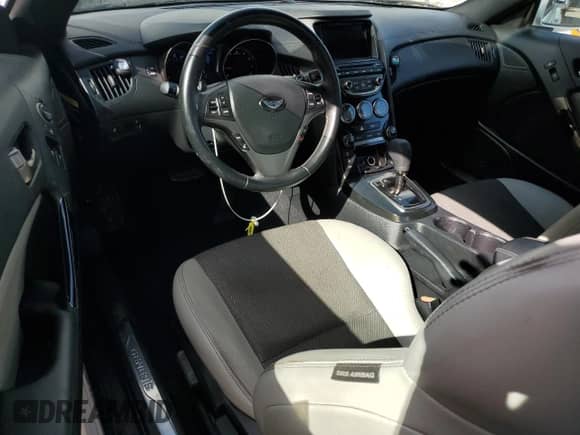 2013 Hyundai Genesis Coupe R-Spec с VIN KMHHT6KD5DU101980, выставлен на аукционе Copart как лот 85866144 с пробегом 72 912 миль миль и Списание • Salvage title. История ставок и продаж доступна на DreamBid. Изображение 8.