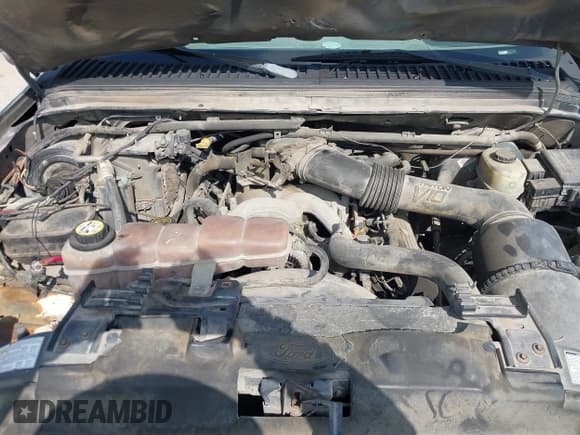 ✅ 2001 Ford F-250 XL • VIN: 1FTNW21S31EC77648 • Lot: 41523954. Wystawiony na IAAI z przebiegiem 218 035 mil. Bezpłatny archiwum sprzedaży aukcyjnych z USA i szczegółowy raport historii pojazdu na DreamBid. Zdjęcie 10.