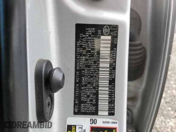 ✅ 2015 Toyota Corolla S Plus • VIN: 2T1BURHE5FC476177 • Lot: 92260755. Listed on Copart with 181,711 mi. Free auction sales archive from the USA and detailed vehicle history report at DreamBid. Image 12.