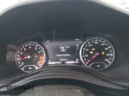 ✅ 2017 Jeep Renegade Latitude • VIN: ZACCJBBB8HPG33873 • Lot: 43235483. Listed on IAAI with 80,731 mi. Free auction sales archive from the USA and detailed vehicle history report at DreamBid. Image 7.