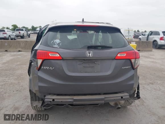 ✅ 2020 Honda HR-V Sport • VIN: 3CZRU5H13LM704792 • Lot: 42620296. Wystawiony na IAAI z przebiegiem 99 107 mil. Bezpłatny archiwum sprzedaży aukcyjnych z USA i szczegółowy raport historii pojazdu na DreamBid. Zdjęcie 17.