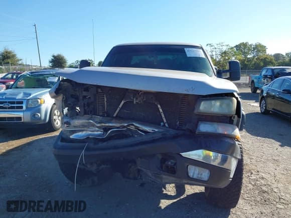 ✅ 2006 Chevrolet Silverado 2500HD LT1 • VIN: 1GCHK23236F107510 • Лот: 43625991. Опубликован ранее на IAAI с пробегом 420 541 миль. Бесплатный доступ к архиву аукционных продаж из США и подробный отчёт об истории автомобиля на DreamBid. Изображение 12.