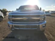 ✅ 2019 Chevrolet Silverado 2500HD LTZ • VIN: 1GC1KTEY7KF109974 • Лот: 90482655. Опубликован ранее на Copart с пробегом 132 910 миль. Бесплатный доступ к архиву аукционных продаж из США и подробный отчёт об истории автомобиля на DreamBid. Изображение 5.