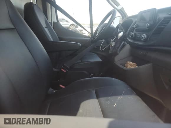 ✅ 2024 Ford Transit Cargo • VIN: 1FTYE1Y83RKA09653 • Lot: 50869985. Listed on Copart with 5,549 mi. Free auction sales archive from the USA and detailed vehicle history report at DreamBid. Image 11.