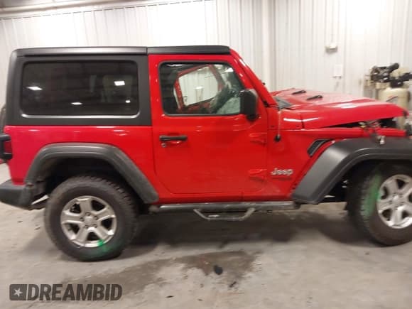 ✅ 2019 Jeep Wrangler Sport S • VIN: 1C4GJXAG4KW646013 • Lot: 41556750. Listed on IAAI with 44,911 mi. Free auction sales archive from the USA and detailed vehicle history report at DreamBid. Image 14.