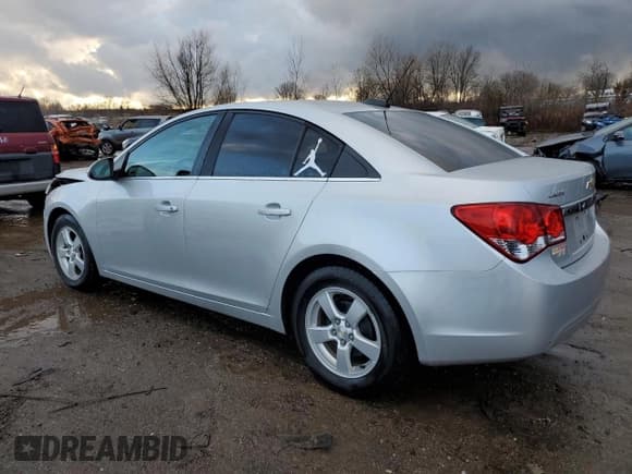 ✅ 2015 Chevrolet Cruze LT • VIN: 1G1PC5SB6F7167327 • Lot: 73333602. Listed on Copart with 74,568 mi. Free auction sales archive from the USA and detailed vehicle history report at DreamBid. Image 2.