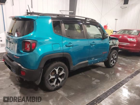 ✅ 2021 Jeep Renegade Trailhawk • VIN: ZACNJDC13MPM13834 • Lot: 41480700. Listed on IAAI with 62,621 mi. Free auction sales archive from the USA and detailed vehicle history report at DreamBid. Image 4.