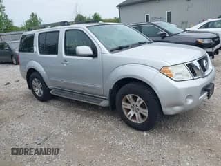 ✅ 2010 Nissan Pathfinder SE • VIN: 5N1AR1NBXAC605746 • Lot: 42228591. Listed on IAAI with 134,901 mi. Free auction sales archive from the USA and detailed vehicle history report at DreamBid. Image 1.