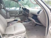 ✅ 2007 Toyota Sequoia SR5 • VIN: 5TDZT34A77S296872 • Lot: 42479816. Listed on IAAI with 319,337 mi. Free auction sales archive from the USA and detailed vehicle history report at DreamBid. Image 5.