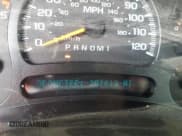 ✅ 2006 GMC Sierra 3500 DRW SLE1 • VIN: 1GTJK33D06F167396 • Lot: 70252495. Wystawiony na Copart z przebiegiem 251 613 mil. Bezpłatny archiwum sprzedaży aukcyjnych z USA i szczegółowy raport historii pojazdu na DreamBid. Zdjęcie 9.