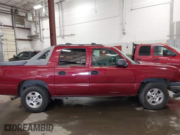 ✅ 2006 Chevrolet Avalanche Z66 • VIN: 3GNEC12Z76G129735 • Lot: 42455152. Listed on IAAI with 218,913 mi. Free auction sales archive from the USA and detailed vehicle history report at DreamBid. Image 13.