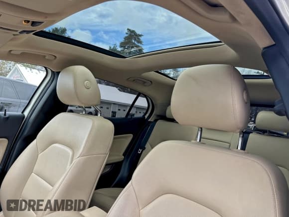 ✅ 2017 Mercedes-Benz GLA 250 • VIN: WDCTG4GB8HJ354453 • Lot: 95807995. Listed on Copart with 120,034 mi. Free auction sales archive from the USA and detailed vehicle history report at DreamBid. Image 9.