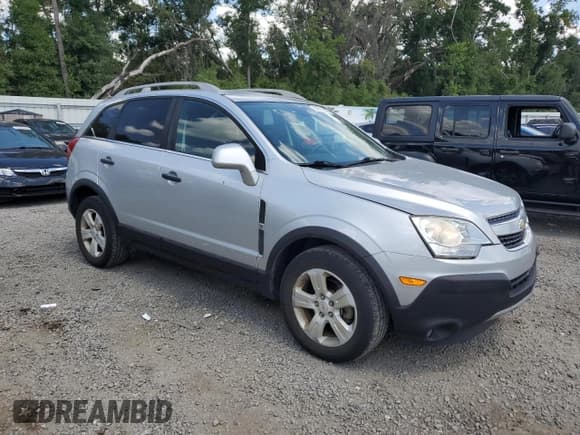 ✅ 2014 Chevrolet Captiva Sport LS • VIN: 3GNAL2EK5ES643520 • Lot: 55471695. Wystawiony na Copart z przebiegiem 86 302 mil. Bezpłatny archiwum sprzedaży aukcyjnych z USA i szczegółowy raport historii pojazdu na DreamBid. Zdjęcie 4.