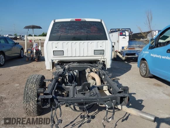 ✅ 2019 Ford F-250 XL • VIN: 1FD7W2A64KEF80365 • Lot: 42883066. Listed on IAAI with Not provided. Free auction sales archive from the USA and detailed vehicle history report at DreamBid. Image 15.