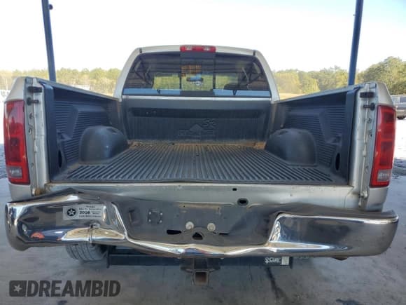 ✅ 2002 Dodge 1500 • VIN: 3D7HA18N52G113825 • Лот: 75800204. Опубликован ранее на Copart с пробегом 163 066 миль. Бесплатный доступ к архиву аукционных продаж из США и подробный отчёт об истории автомобиля на DreamBid. Изображение 6.