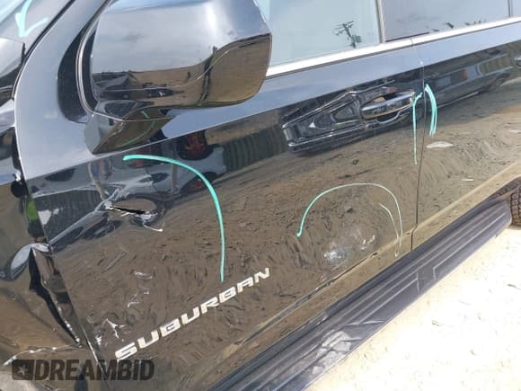 ✅ 2022 Chevrolet Suburban LT • VIN: 1GNSKCKDXNR195278 • Lot: 42429218. Listed on IAAI with 86,022 mi. Free auction sales archive from the USA and detailed vehicle history report at DreamBid. Image 19.