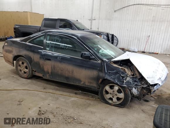 ✅ 2001 Honda Accord EX • VIN: 1HGCG31501A030682 • Lot: 82175144. Wystawiony na Copart z przebiegiem 270 668 mil. Bezpłatny archiwum sprzedaży aukcyjnych z USA i szczegółowy raport historii pojazdu na DreamBid. Zdjęcie 4.