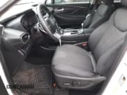 ✅ 2022 Hyundai Santa Fe SEL • VIN: 5NMS2DAJ9NH461027 • Lot: 44453793. Wystawiony na Copart z przebiegiem 4 949 mil. Bezpłatny archiwum sprzedaży aukcyjnych z USA i szczegółowy raport historii pojazdu na DreamBid. Zdjęcie 7.