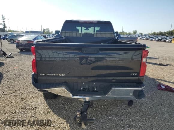 ✅ 2023 Chevrolet Silverado 2500HD LTZ • VIN: 2GC4YPEY6P1731905 • Лот: 83924135. Опубликован ранее на Copart с пробегом 65 389 миль. Бесплатный доступ к архиву аукционных продаж из США и подробный отчёт об истории автомобиля на DreamBid. Изображение 6.
