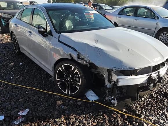 ✅ 2022 Kia K5 GT-Line • VIN: 5XXG64J2XNG150028 • Lot: 84397375. Listed on Copart with 24,113 mi. Free auction sales archive from the USA and detailed vehicle history report at DreamBid. Image 14.