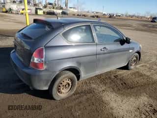 2011 Hyundai Accent L z VIN KMHCN3BC0BU202951, wystawiony jako Copart lot #77467344 z przebiegiem 134 873 mil mil oraz Szkoda całkowita • Salvage title. Historia ofert i sprzedaży dostępna na DreamBid. Obrazek 3.