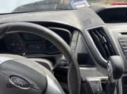 ✅ 2015 Ford Transit XL • VIN: 1FMZK1YM2FKB13584 • Lot: 81242185. Wystawiony na Copart z przebiegiem 229 910 mil. Bezpłatny archiwum sprzedaży aukcyjnych z USA i szczegółowy raport historii pojazdu na DreamBid. Zdjęcie 9.