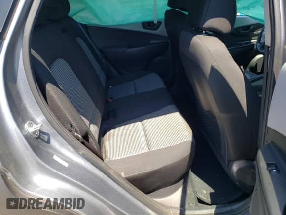 2020 Hyundai Kona SE с VIN KM8K1CAA2LU570637, выставлен на аукционе Copart как лот 50371372 с пробегом Не указан миль и . История ставок и продаж доступна на DreamBid. Изображение 6.