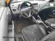 2012 Hyundai Veloster w/Gray Int с VIN KMHTC6AD1CU046678, выставлен на аукционе Copart как лот 68578575 с пробегом 270 161 миль миль и Чистый • Clean title. История ставок и продаж доступна на DreamBid. Изображение 8.