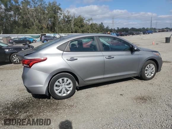 ✅ 2022 Hyundai Accent SEL • VIN: 3KPC24A68NE173216 • Лот: 85992314. Опубликован ранее на Copart с пробегом 14 596 миль. Бесплатный доступ к архиву аукционных продаж из США и подробный отчёт об истории автомобиля на DreamBid. Изображение 3.
