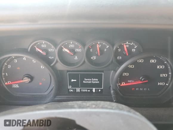 ✅ 2020 Chevrolet Silverado 1500 Custom • VIN: 1GCRYBEF9LZ105676 • Lot: 69031005. Wystawiony na Copart z przebiegiem 73 315 mil. Bezpłatny archiwum sprzedaży aukcyjnych z USA i szczegółowy raport historii pojazdu na DreamBid. Zdjęcie 9.