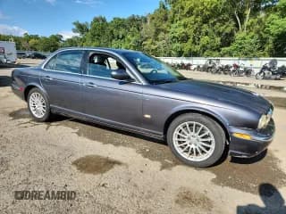 ✅ 2006 Jaguar XJ Series XJ8 • VIN: SAJWA71B36SH11192 • Lot: 84197495. Wystawiony na Copart z przebiegiem 104 865 mil. Bezpłatny archiwum sprzedaży aukcyjnych z USA i szczegółowy raport historii pojazdu na DreamBid. Zdjęcie 4.