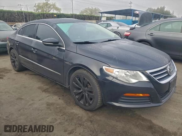 ✅ 2011 Volkswagen CC Sport • VIN: WVWMN7ANXBE700801 • Lot: 94528565. Wystawiony na Copart z przebiegiem 155 720 mil. Bezpłatny archiwum sprzedaży aukcyjnych z USA i szczegółowy raport historii pojazdu na DreamBid. Zdjęcie 4.