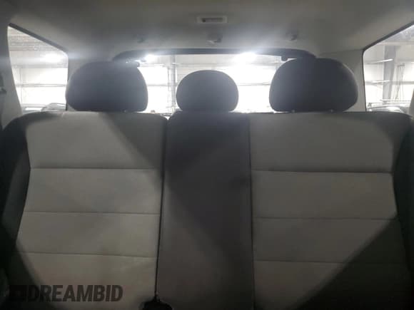 ✅ 2007 Ford Escape XLS • VIN: 1FMYU02Z87KB19573 • Лот: 86087545. Опубликован ранее на Copart с пробегом 207 588 миль. Бесплатный доступ к архиву аукционных продаж из США и подробный отчёт об истории автомобиля на DreamBid. Изображение 10.