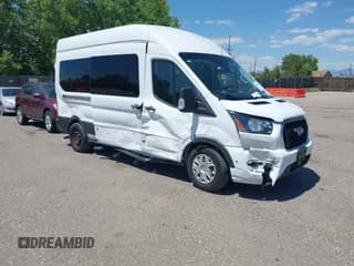 ✅ 2024 Ford Transit Passenger XL • VIN: 1FBAX2X88RKA16346 • Lot: 42478903. Wystawiony na IAAI z przebiegiem 21 423 mil. Bezpłatny archiwum sprzedaży aukcyjnych z USA i szczegółowy raport historii pojazdu na DreamBid. Zdjęcie 1.