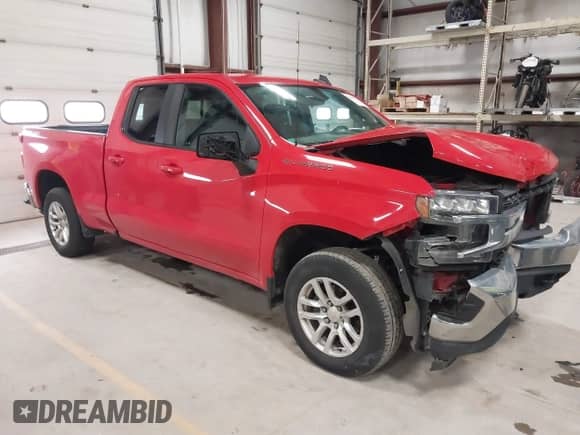 2020 Chevrolet Silverado 1500 LT with VIN 1GCRYDEK7LZ318067, listed as a IAAI auction lot 41908778 with 148,765 mi miles and . Bid and sale history available at DreamBid. Image 1.