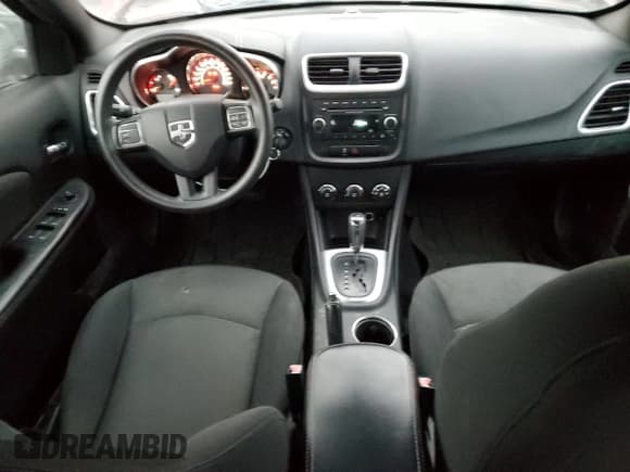 ✅ 2014 Dodge Avenger SE • VIN: 1C3CDZAB0EN214815 • Лот: 79030264. Опубликован ранее на Copart с пробегом 136 995 миль. Бесплатный доступ к архиву аукционных продаж из США и подробный отчёт об истории автомобиля на DreamBid. Изображение 8.