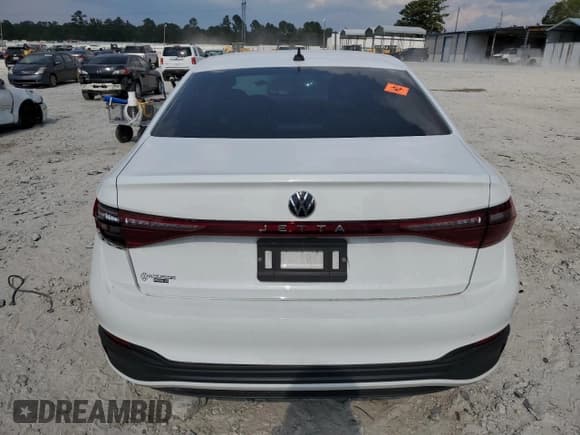 ✅ 2025 Volkswagen Jetta Sport • VIN: 3VWBX7BU1SM000874 • Lot: 71811625. Listed on Copart with 37,809 mi. Free auction sales archive from the USA and detailed vehicle history report at DreamBid. Image 6.