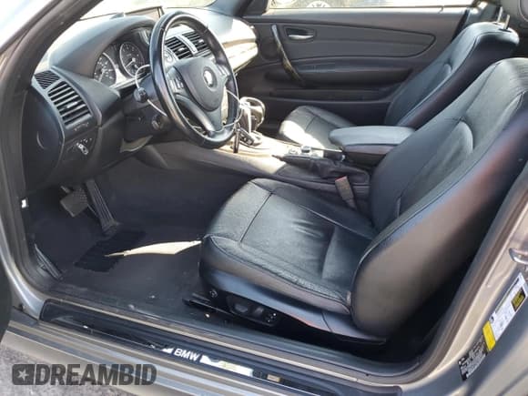 ✅ 2012 BMW 1 Series 128i • VIN: WBAUN1C5XCVR00151 • Lot: 56040445. Listed on Copart with 171,302 mi. Free auction sales archive from the USA and detailed vehicle history report at DreamBid. Image 7.