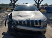 ✅ 2015 Jeep Cherokee Sport • VIN: 1C4PJLAB8FW617150 • Лот: 87127185. Опубликован ранее на Copart с пробегом 151 164 миль. Бесплатный доступ к архиву аукционных продаж из США и подробный отчёт об истории автомобиля на DreamBid. Изображение 5.